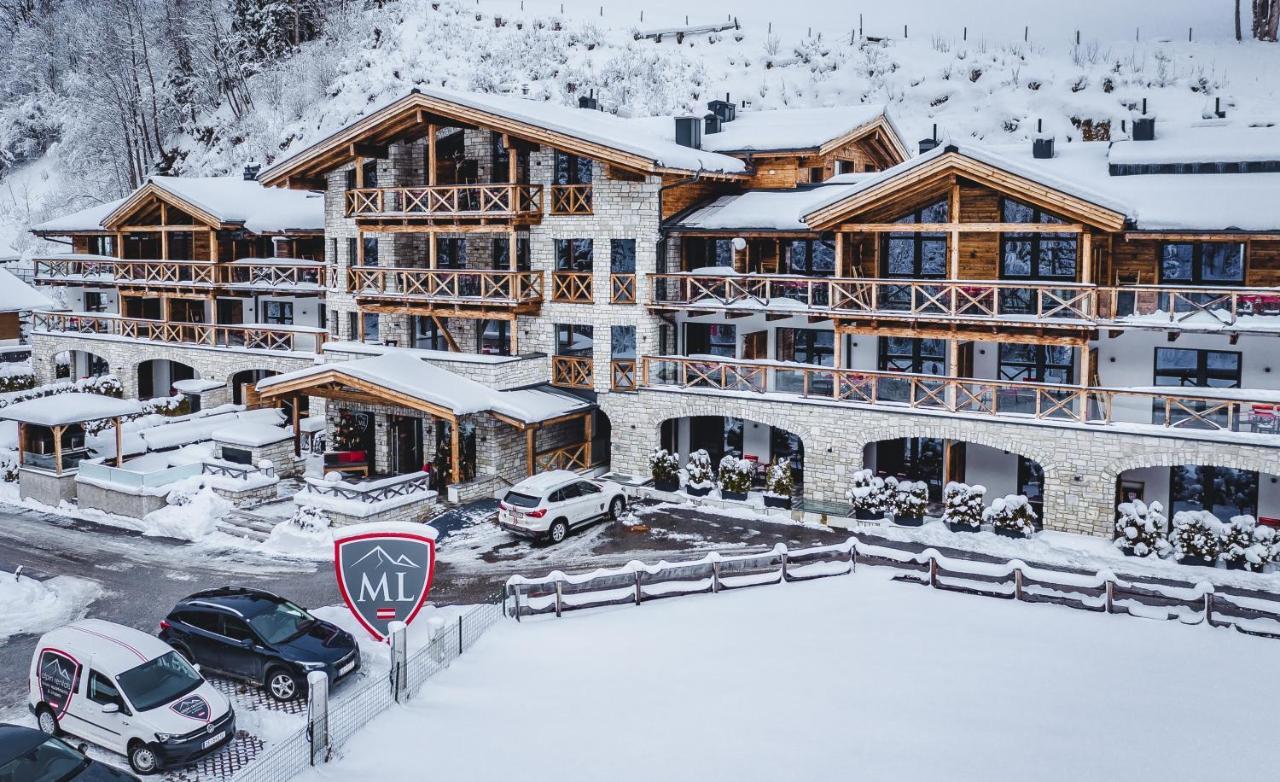 Avenida Mountain Lodges Saalbach ภายนอก รูปภาพ